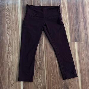 Lululemon maroon cropped leggings high rise “17